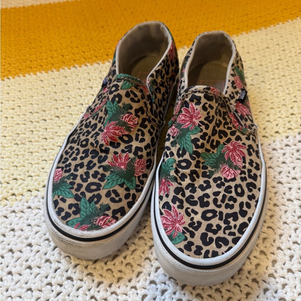 Vans size 6.5 Cheetah Palms Candied Ginger White in good used condition